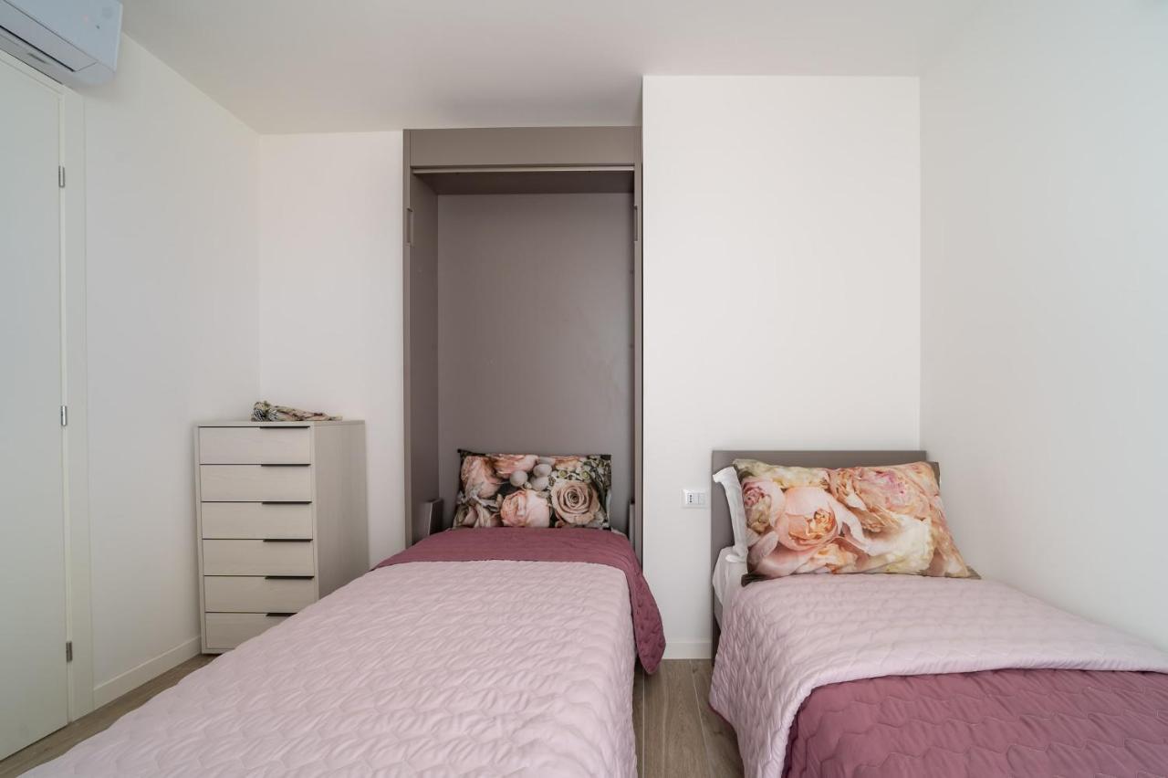 Zero5.Zero5 Apartment Lignano Sabbiadoro Bagian luar foto
