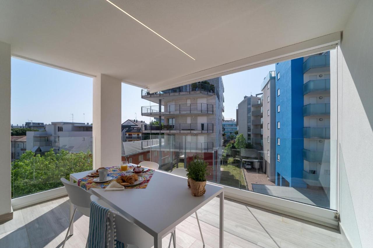 Zero5.Zero5 Apartment Lignano Sabbiadoro Bagian luar foto