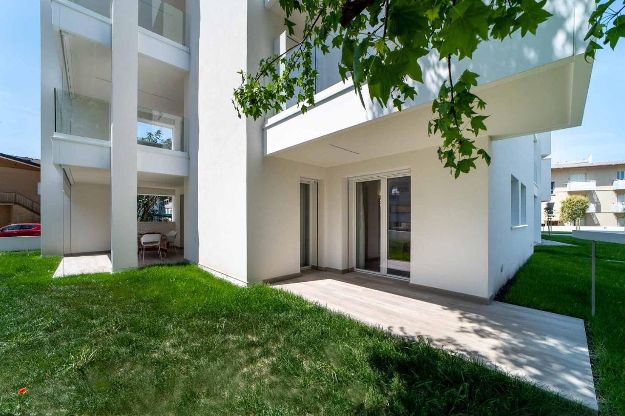Zero5.Zero5 Apartment Lignano Sabbiadoro Bagian luar foto