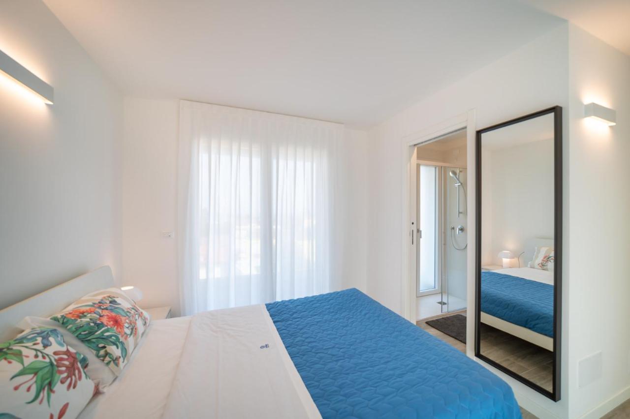 Zero5.Zero5 Apartment Lignano Sabbiadoro Bagian luar foto
