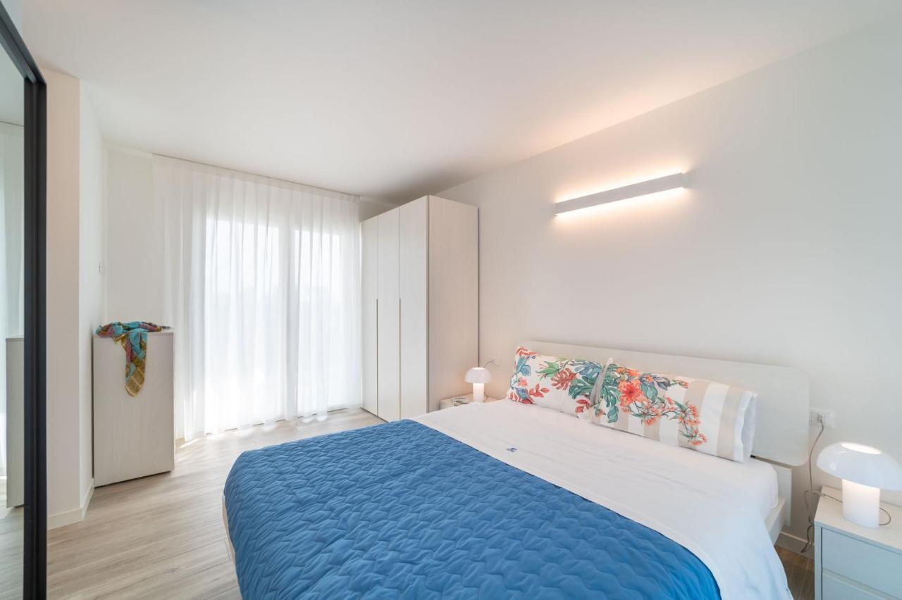 Zero5.Zero5 Apartment Lignano Sabbiadoro Bagian luar foto
