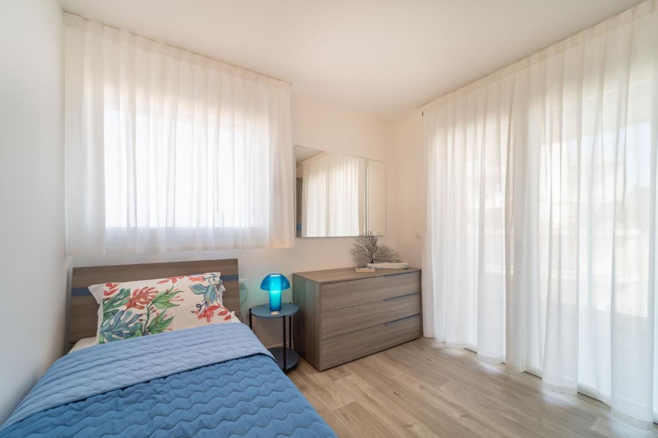 Zero5.Zero5 Apartment Lignano Sabbiadoro Bagian luar foto