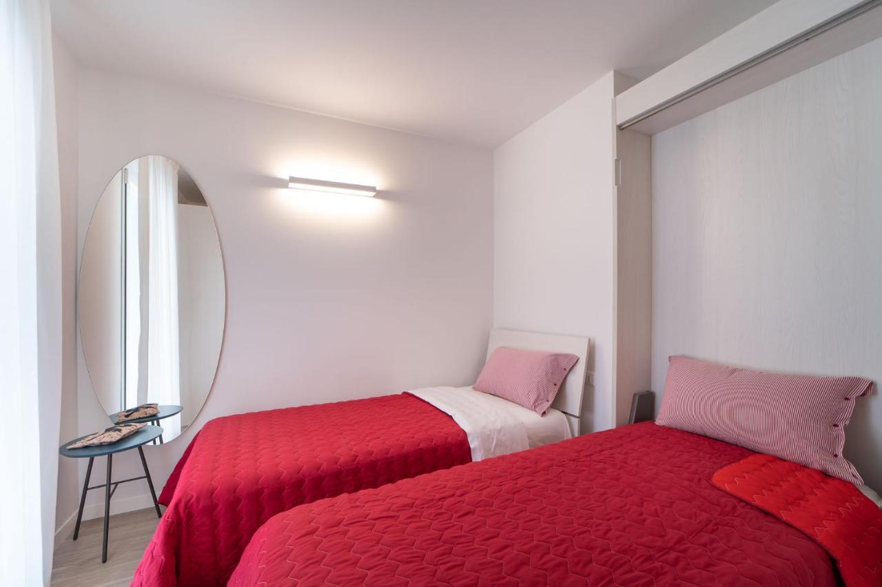 Zero5.Zero5 Apartment Lignano Sabbiadoro Bagian luar foto