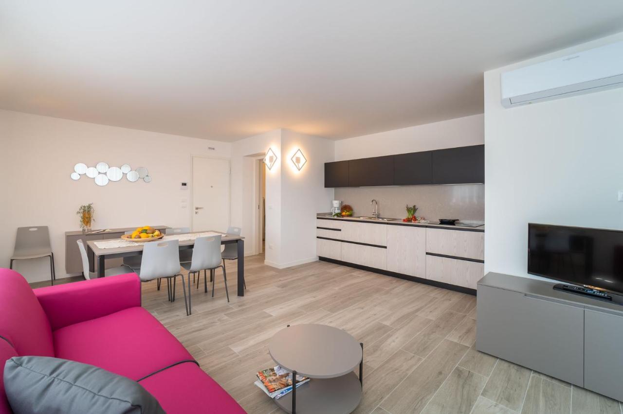 Zero5.Zero5 Apartment Lignano Sabbiadoro Bagian luar foto